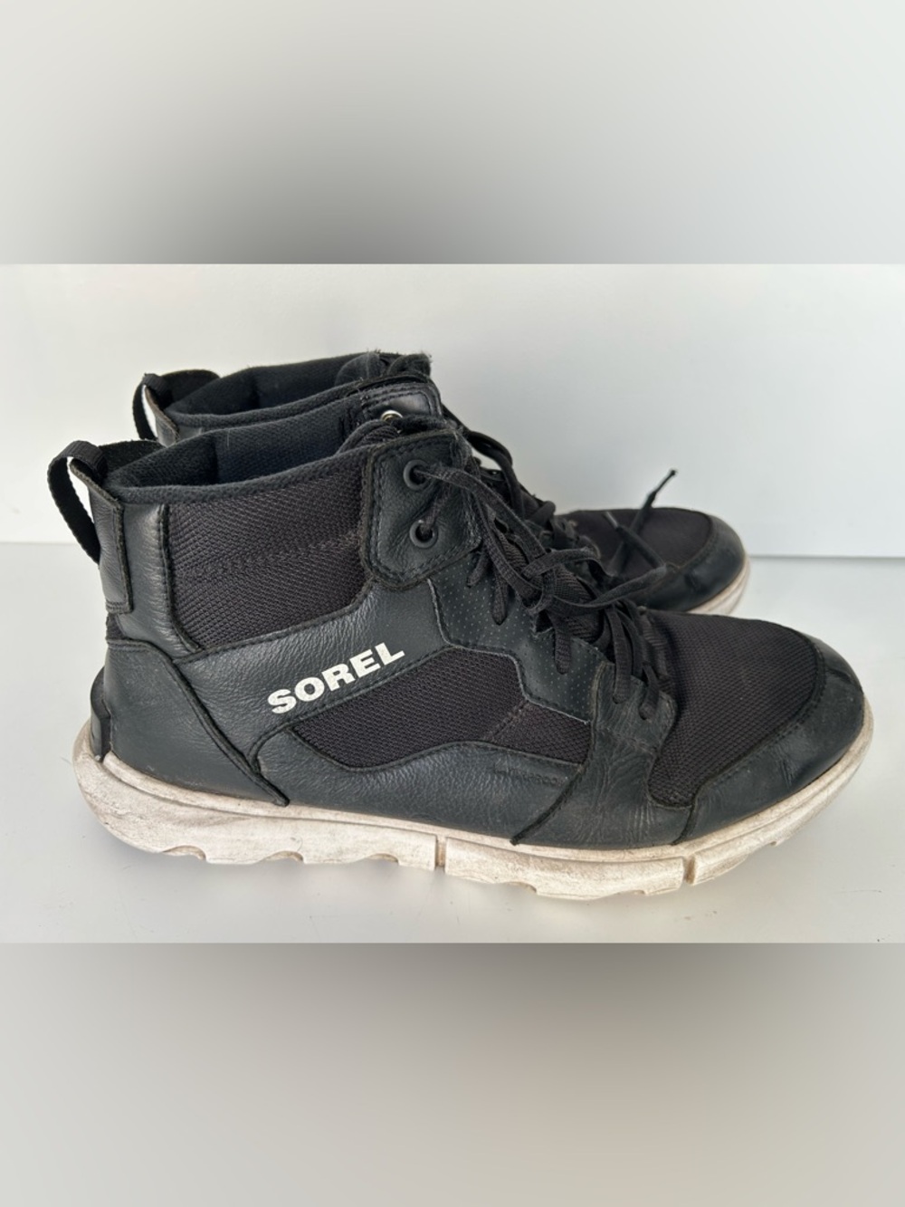 Sorel sneakers